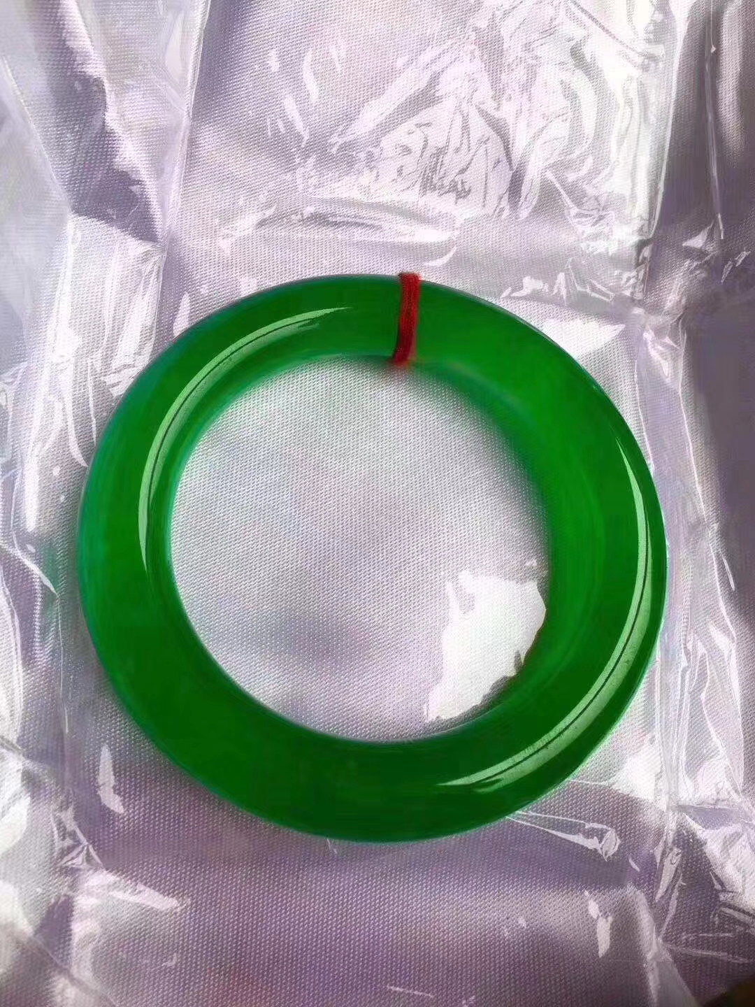 翡翠手鐲，銀手鐲